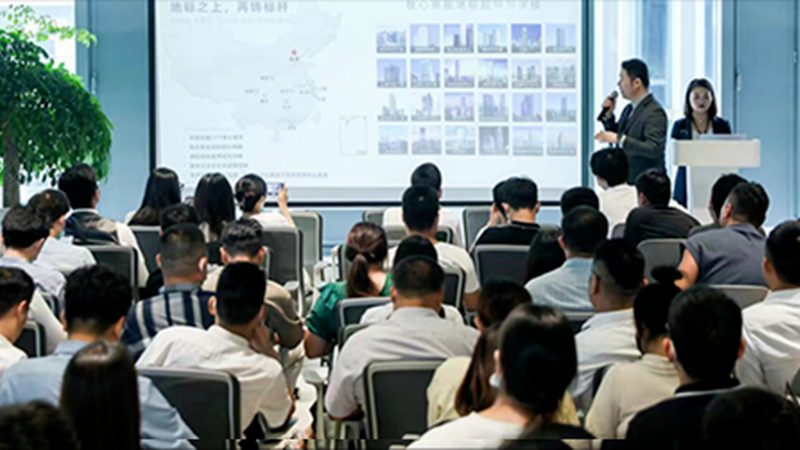 建筑资质代办与自行办理：利弊分析及实操建议